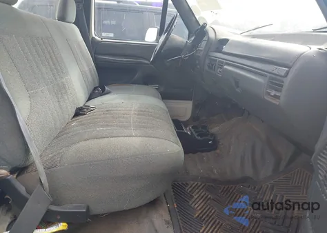 1993 Ford F150 from USA, damaged, VIN 1FTDF15Y1PNB31844